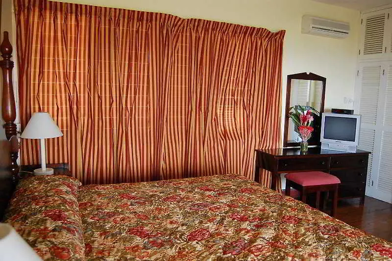 Hotel Inn At Shaw Park Gardens & Waterfalls Ocho Rios